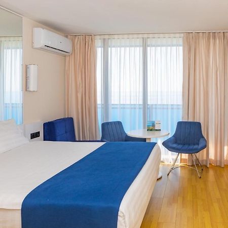 Orbi City Luxury Suite Batumi Exterior foto