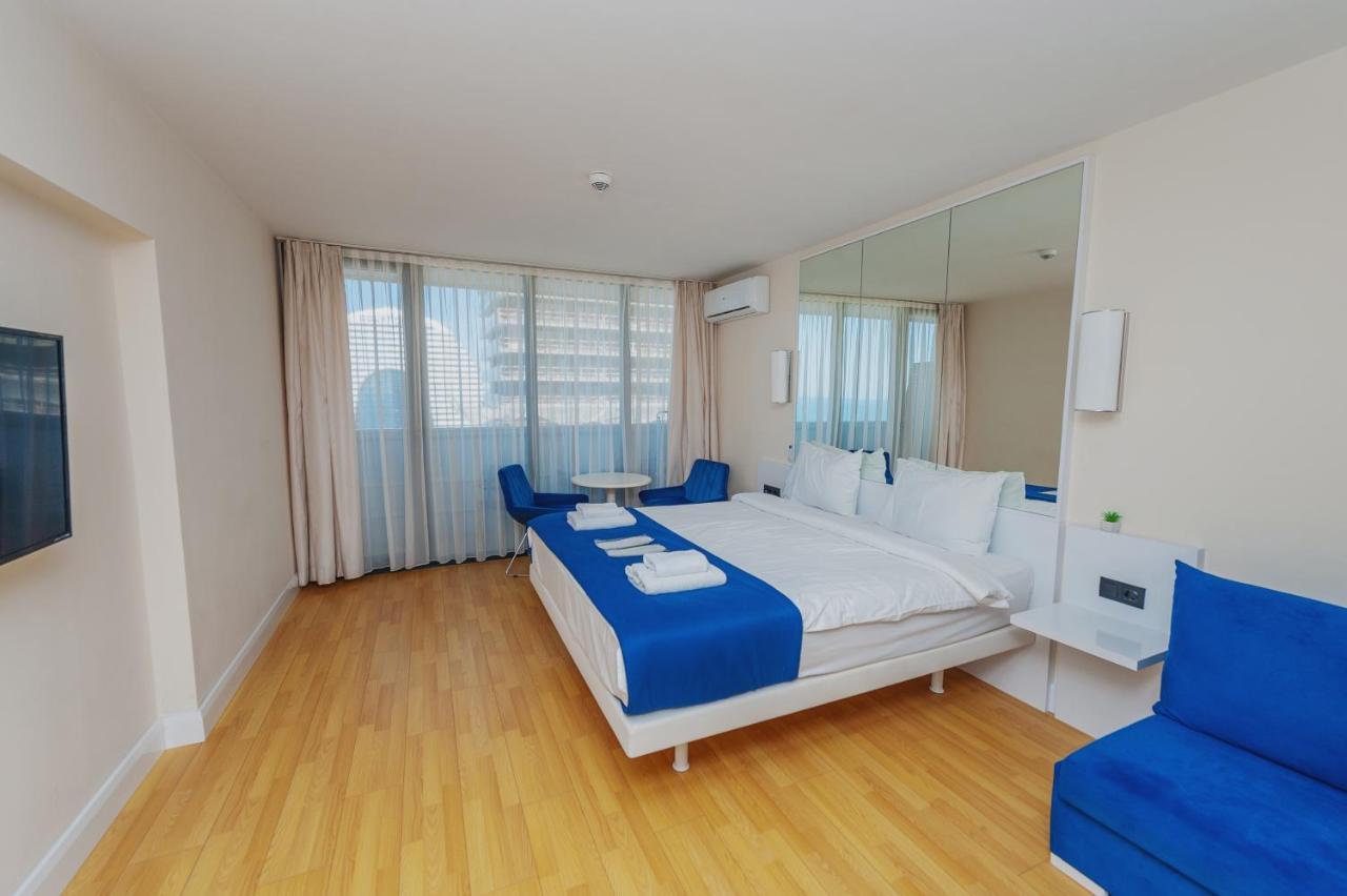 Orbi City Luxury Suite Batumi Exterior foto